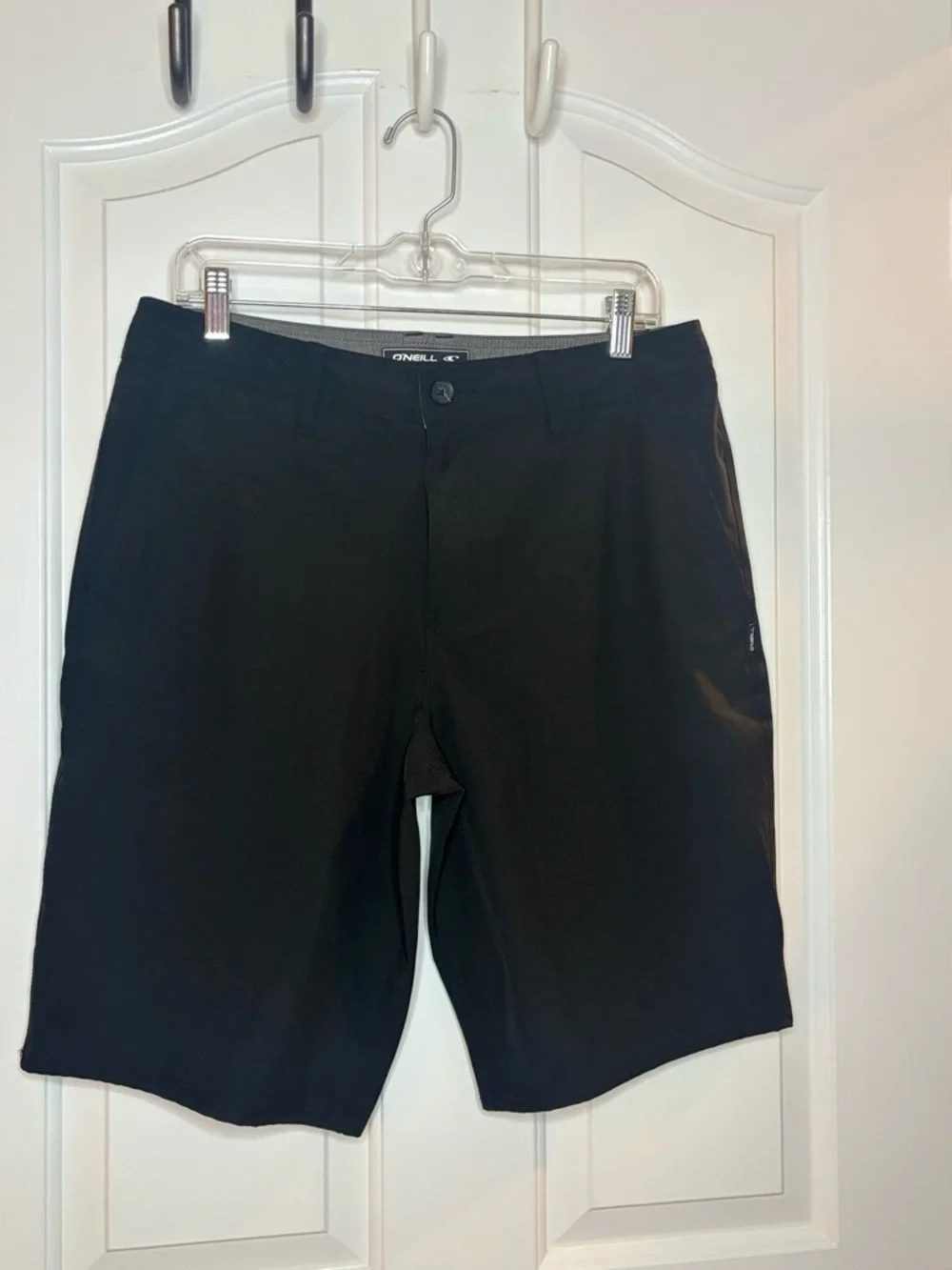 NWOT O'Neill Men's Black Hybrid Board Shorts land or water size 32